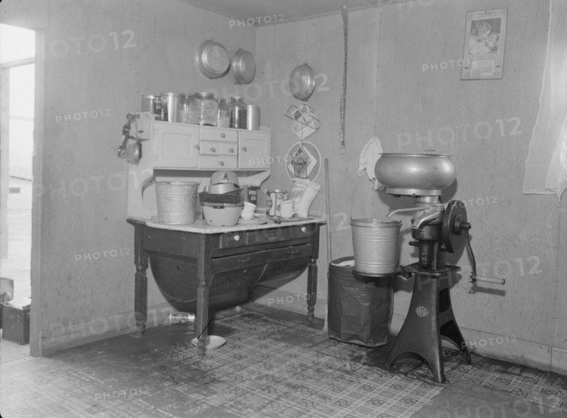 Corner of one-room cabin belonging to farmer..., Priest River Valley, Bonner County, Idaho, 1939. Creator: Dorothea Lange.