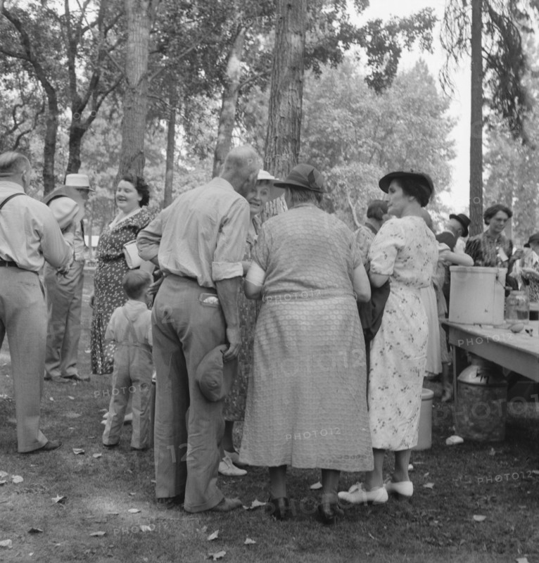 California Day, a picnic in town park on the Rogue River, Grants Pass, Oregon, 1939. Creator: Dorothea Lange.