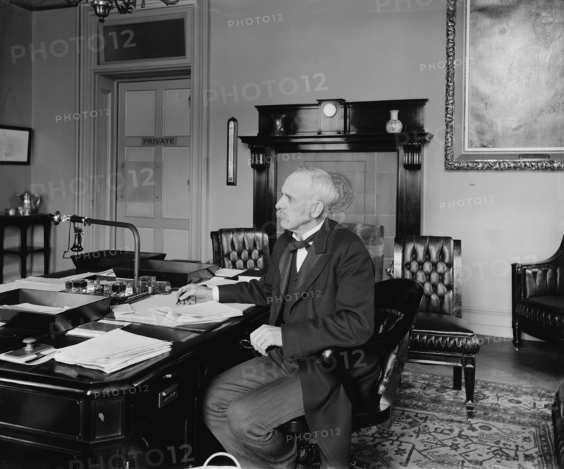 Hon. Leslie M. Shaw, Secretary of Treasury, McKinley's Cabinet, between 1890 and 1910.
