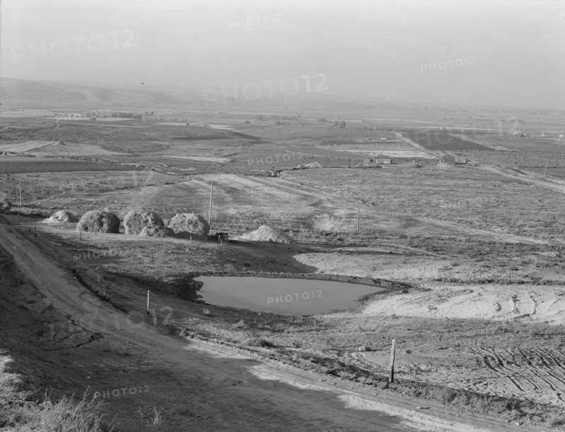 Looking across the Malheur Valley from Lincoln Bench. Malheur County, Oregon.