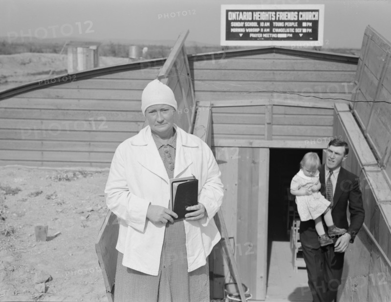 Mrs. Wardlow after church services. Dead Ox Flat, Malheur County, Oregon.