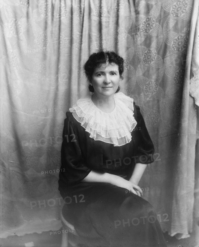 Evans, Mrs. George (Mary Handy) grand niece of Mathew Brady. May 2, 1934.