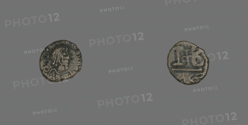 12 Nummi (Coin) of a Byzantine Emperor, Roman Period, 6th century CE.