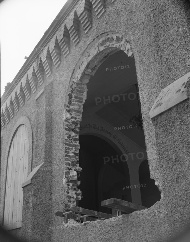 Washington, D.C. Church being wrecked on Independence Avenue.