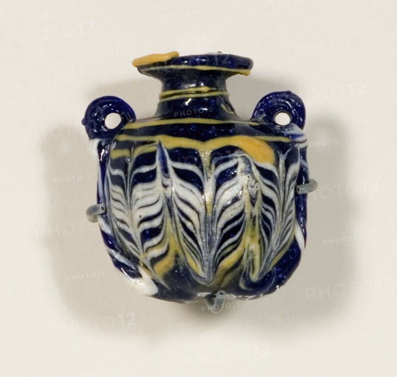 Lentoid Aryballos (Container for Oil), 4th-3rd century BCE.