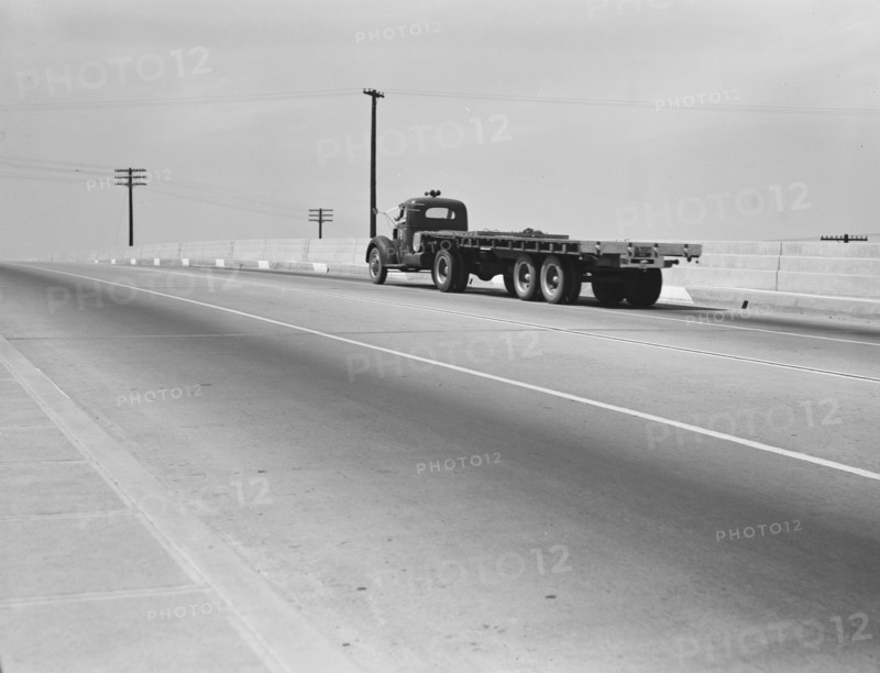 Between Tulare and Fresno. Overpass on U.S. 99. California.