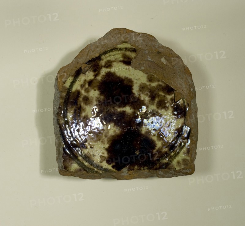 Fragment of a Bowl, 13th-14th century.