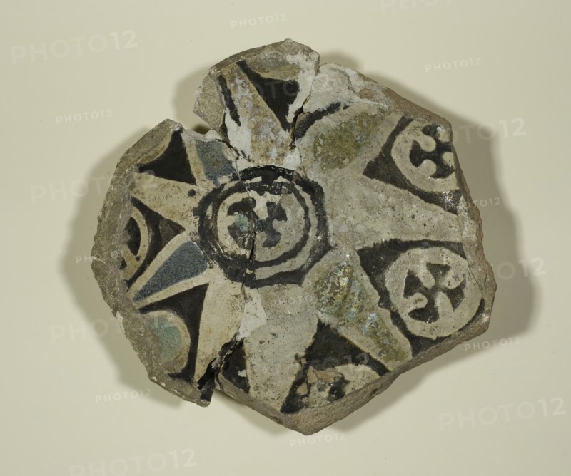 Fragment of a Bowl, 13th-14th century.
