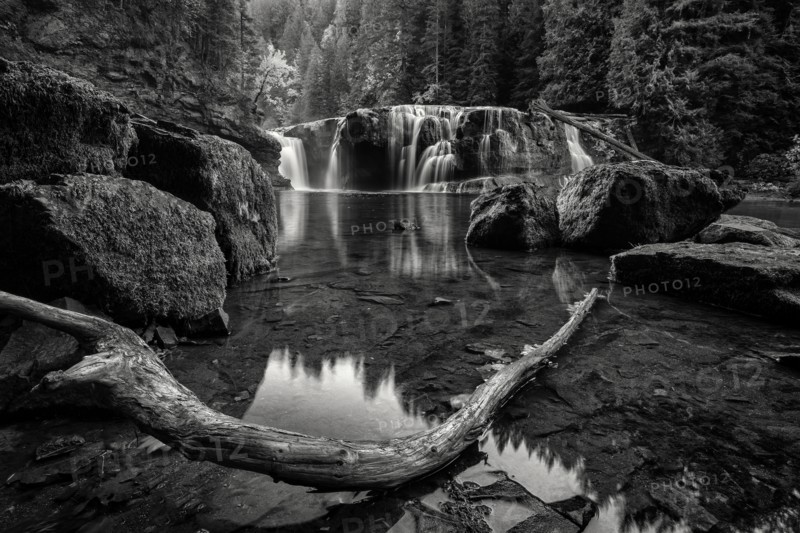 Lower Lewis Falls.