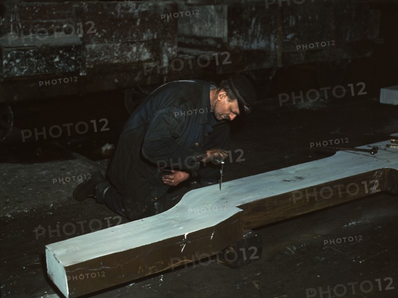 Section of a locomotive frame, which will be welded to replace a broken...train, Chicago, 1942. Creator: Jack Delano.