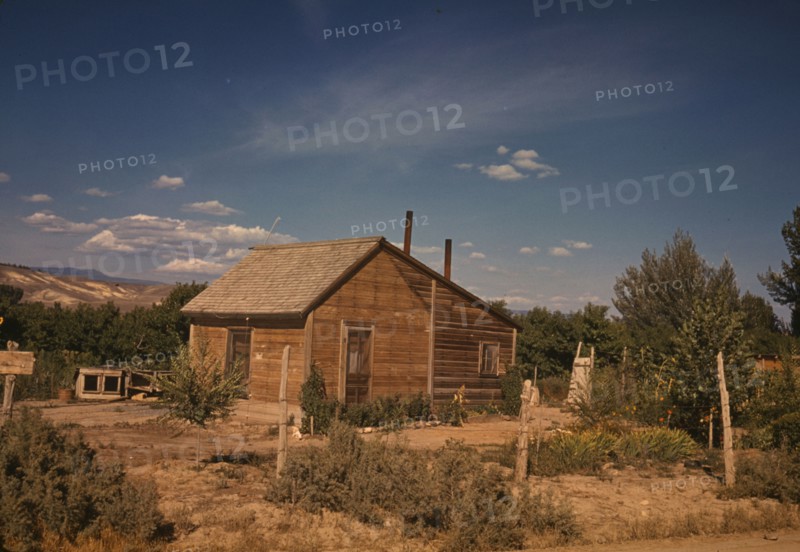 Home of a fruit tree rancher, Delta County, Colo., 1940. Creator: Russell Lee.