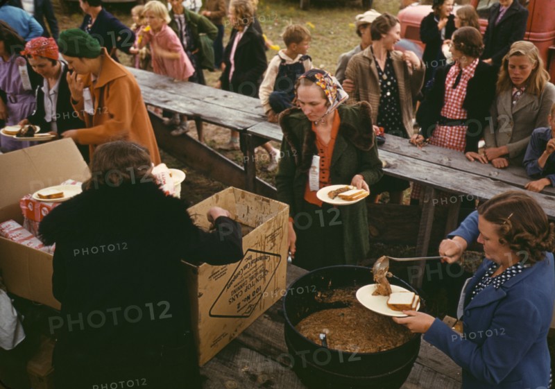 Serving pinto beans at the Pie Town, New Mexico Fair barbeque, 1940. Creator: Russell Lee.