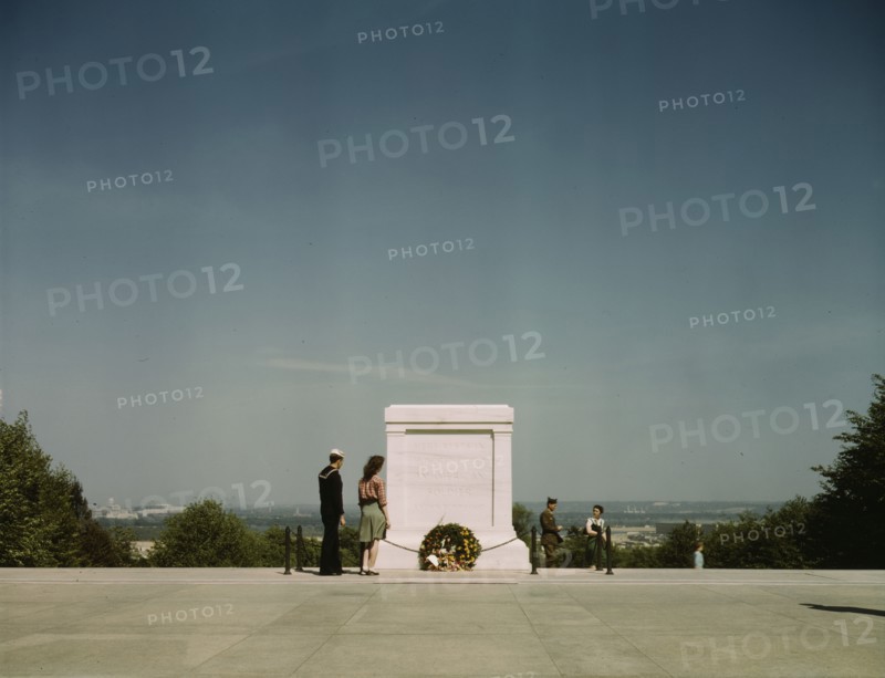 Sailor and girl at the Tomb of the Unknown Soldier, Washington, D.C. , 1943. Creator: John Collier.