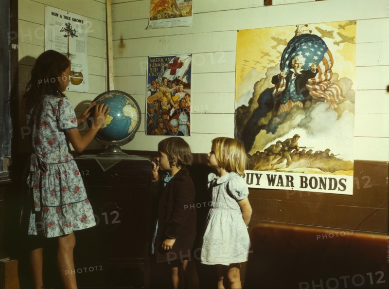 Rural school children, San Augustine County, Texas, 1943. Creator: John Vachon.