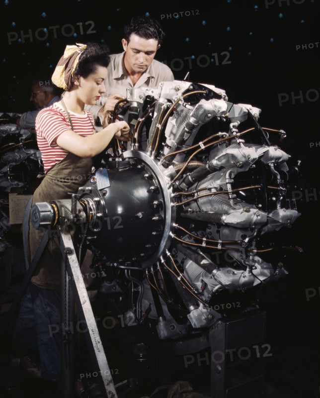 Women are trained as engine mechanics in thorough Douglas training..., Long Beach, Calif., 1942. Creator: Alfred T Palmer.