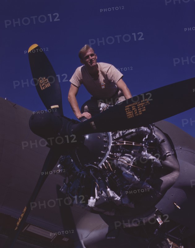 Flexible performance of C-47 transport planes is due in part to their..., Long Beach, Calif., 1942. Creator: Alfred T Palmer.