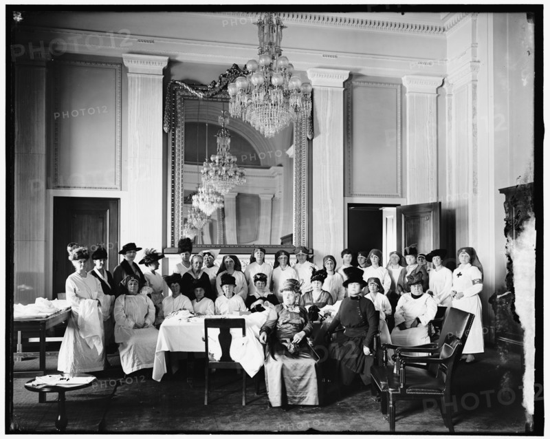 Senate Women, between 1910 and 1920.