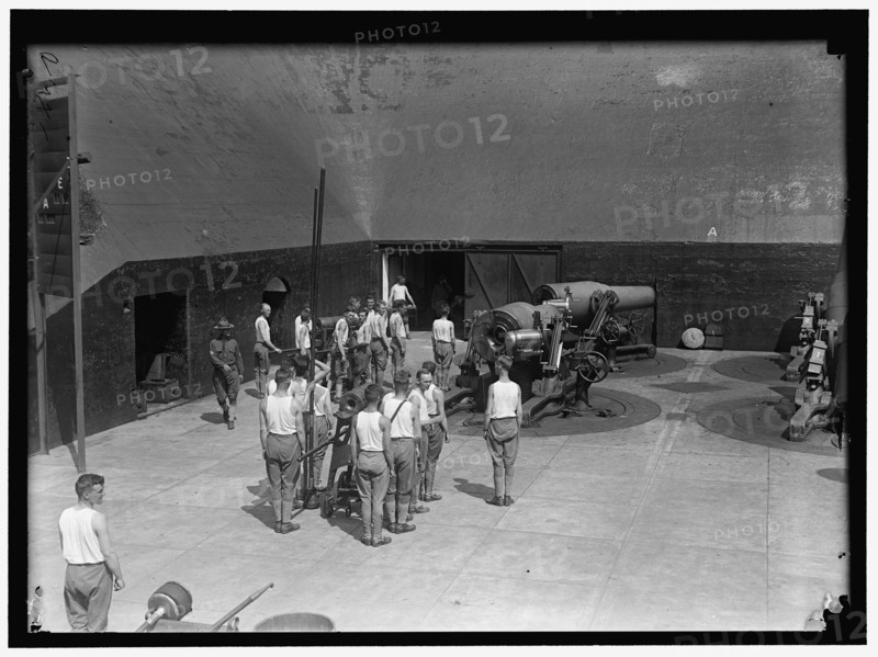 Fort interior, between 1913 and 1917. Creator: Harris & Ewing.