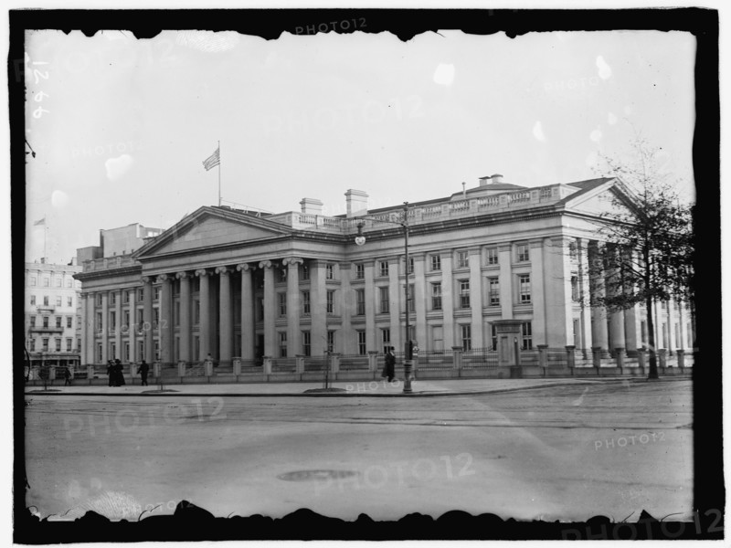 Treasury Building, between 1909 and 1914.