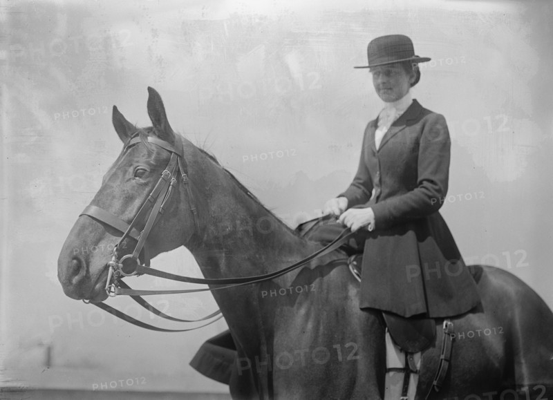 Horse Shows. Miss Harriet T. Wadsworth, 1911.