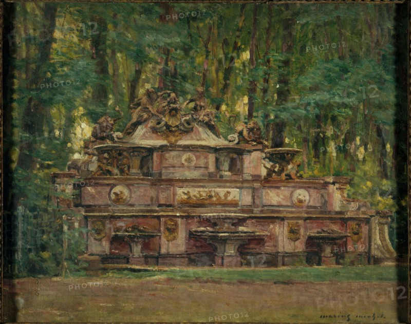 Buffet d'eau in the Grand Trianon gardens, 1917.