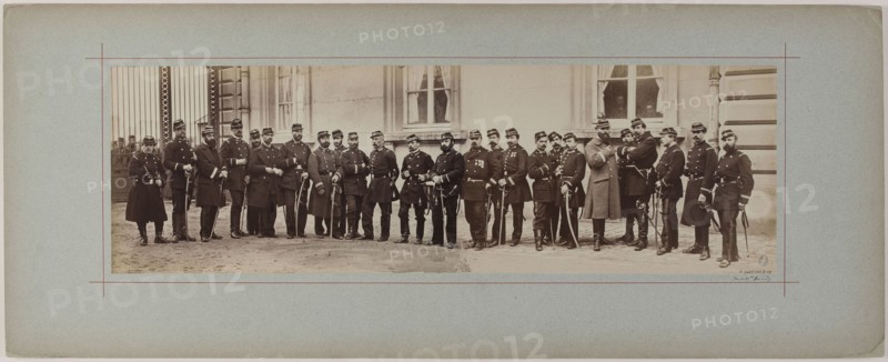 Panorama: group portrait of soldiers, 1870.