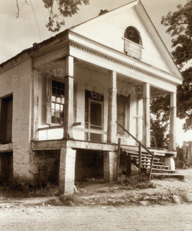 Store, Clarke County, Virginia, between 1930 and 1939.