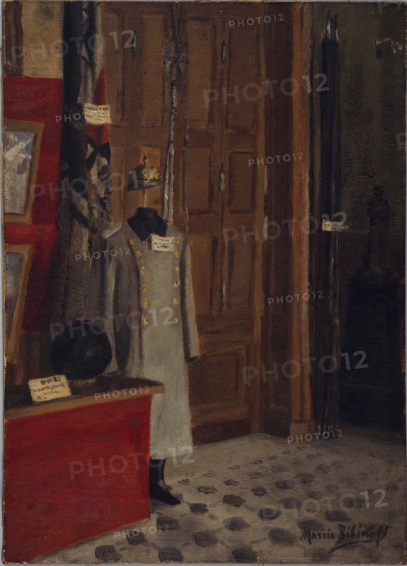Hall of the costume museum at the Invalides (German uniform), c1916.
