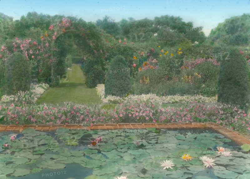 Francis Burrall Hoffman house, Southampton, New York, c1915.