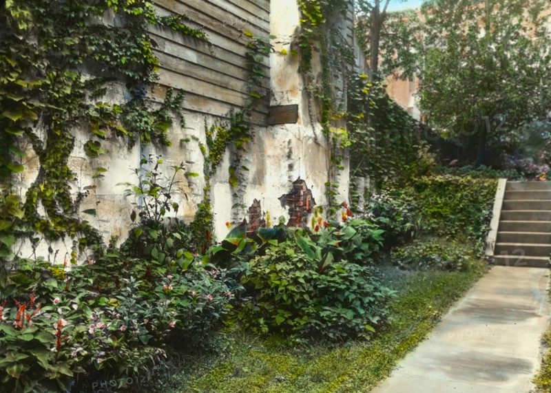 Unidentified city garden, probably New York, New York, c1922.
