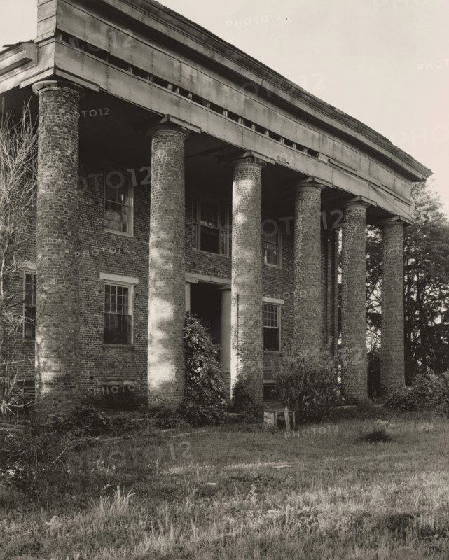 [David] Wade House, Huntsville vic., Madison County, Alabama, 1939. Creator: Frances Benjamin Johnston.