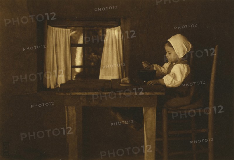 Hunger ist der beste Koch, 1898. Creator: Myra Albert Wiggins.