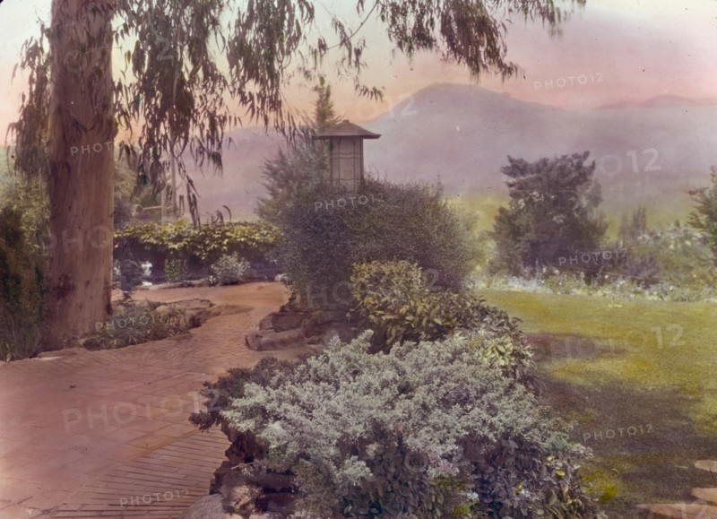 David Berry Gamble house, 4 Westmoreland Place, Pasadena, California, 1917. Creator: Frances Benjamin Johnston.