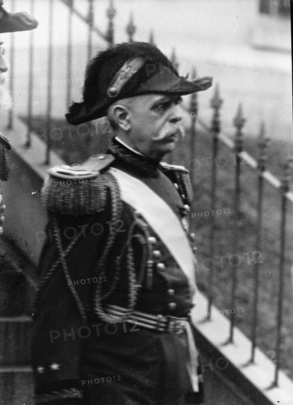 New Years Reception - Major General Frederick Crayton Ainsworth, U.S.A., 1911.  Creator: Harris & Ewing.