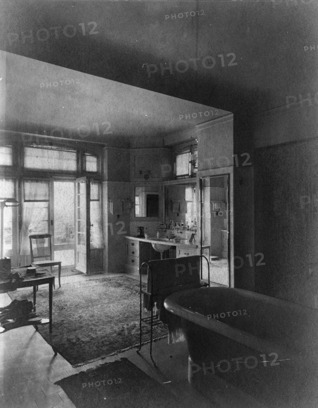 Bathroom in home of Edmund Cogswell Converse, Greenwich, Connecticut, 1908. Creator: Frances Benjamin Johnston.
