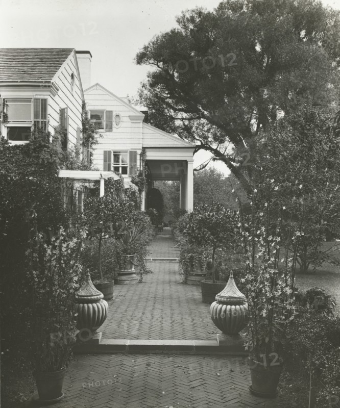 The Orchard, James Lawrence Breese house, 151 Hill Street, Southampton, New York, 1912. Creator: Frances Benjamin Johnston.