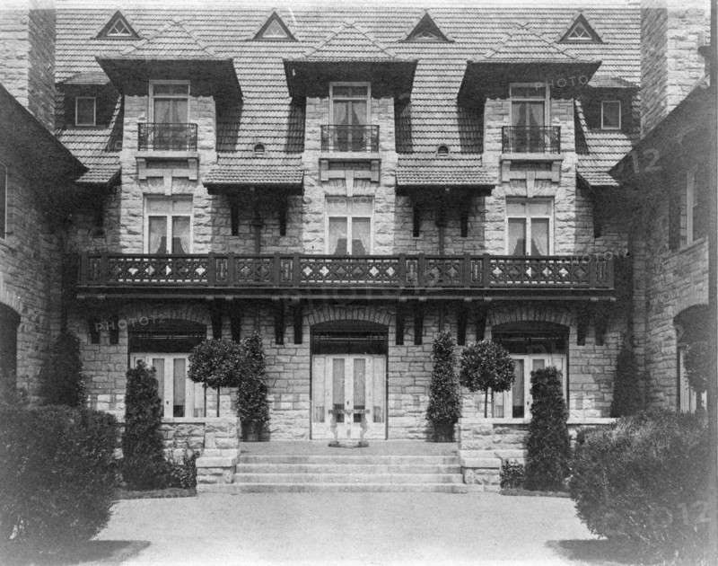Center part of facade of home of Edmund Cogswell Converse, Greenwich, Connecticut, 1908. Creator: Frances Benjamin Johnston.