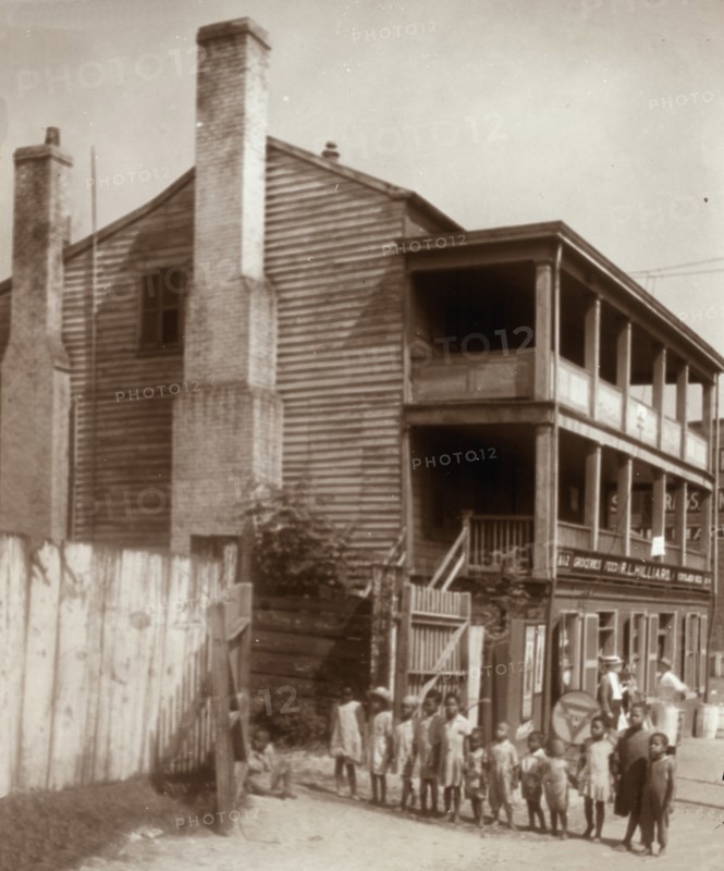 Old tavern, Brook Road, Richmond, Virginia, between c1930 and 1939. Creator: Frances Benjamin Johnston.