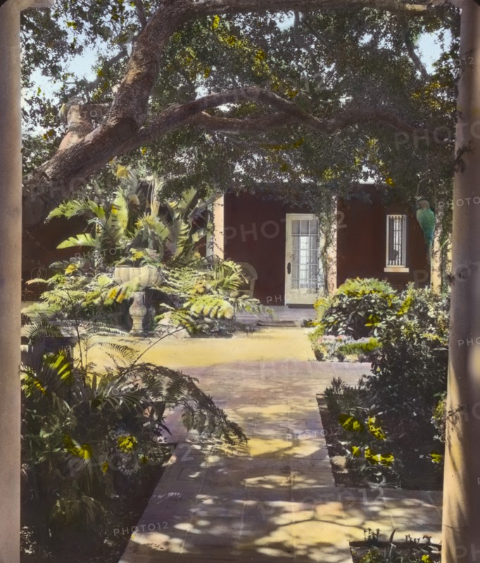 Solana, Frederick Forrest Peabody house, Eucalyptus Hill Road, Montecito, California, 1917. Creator: Frances Benjamin Johnston.