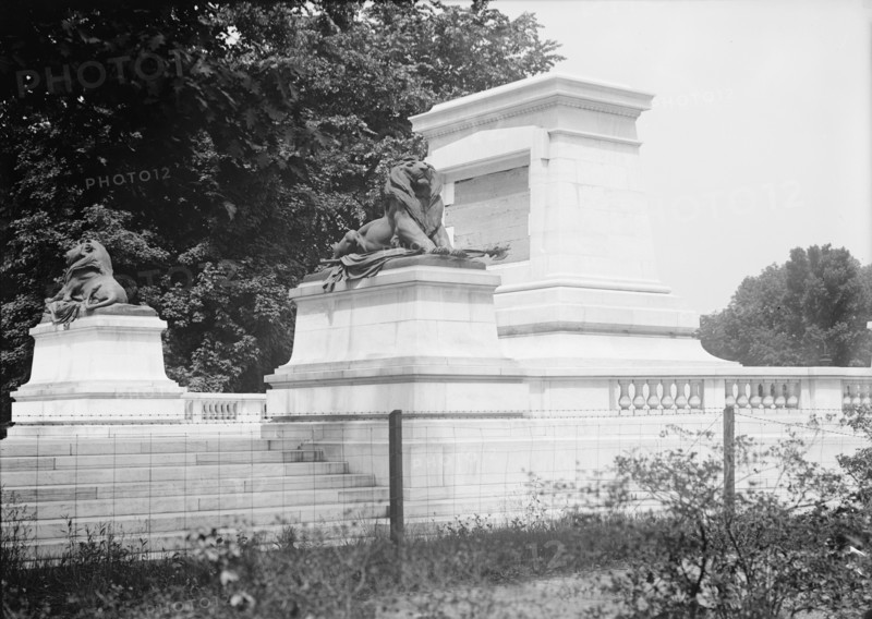 Grant Memorial At Capitol, Pedestals For Statue And Groups of Statuary, 1911. Creator: Harris & Ewing.