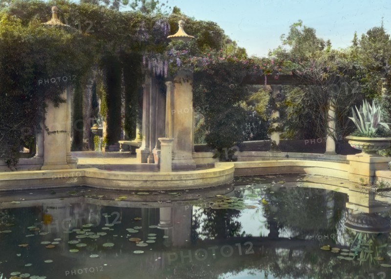 Kimberly Crest, John Alfred Kimberly house, 1325 Prospect Drive, Redlands, California, 1917. Creator: Frances Benjamin Johnston.