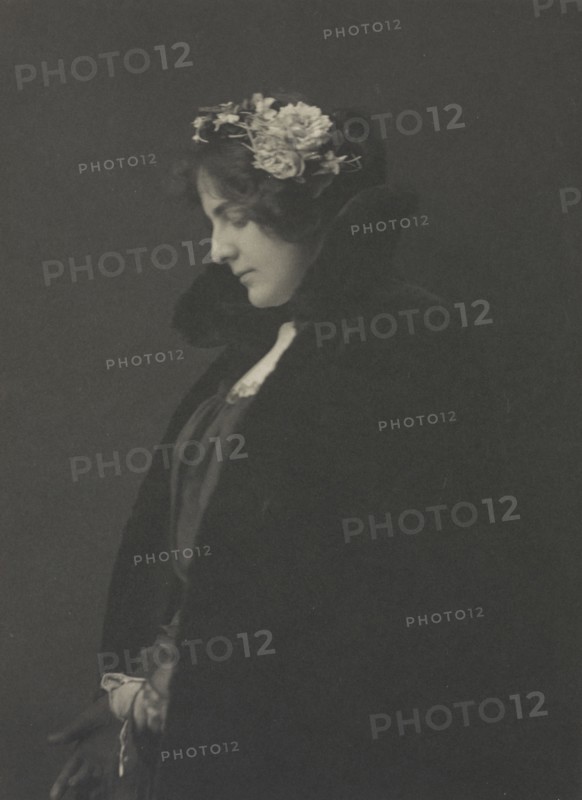 Miss Ethel Reed, (1896?). Creator: Frances Benjamin Johnston.