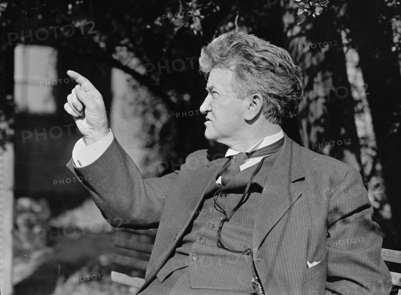 Robert M. Lafollette [sic], Rep. from Wisconsin, 1911. Creator: Harris & Ewing.