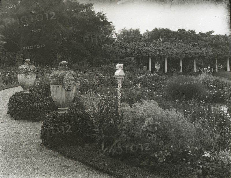 Hammersmith Farm, Hugh Dudley Auchincloss house, Harrison Avenue, Newport, Rhode Island, 1917. Creator: Frances Benjamin Johnston.