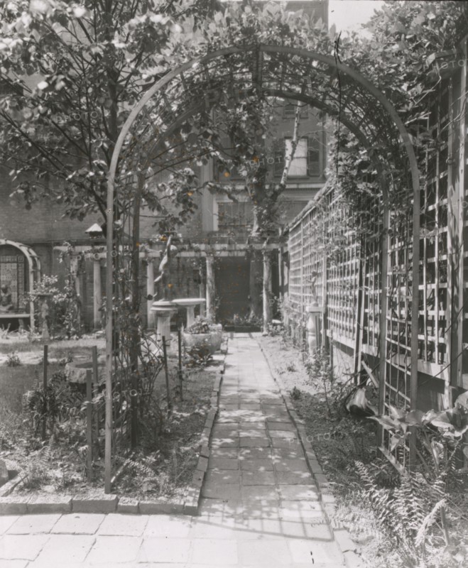 The Touchstone Garden, 118-120 East 30th Street, New York, New York, 1919. Creator: Frances Benjamin Johnston.