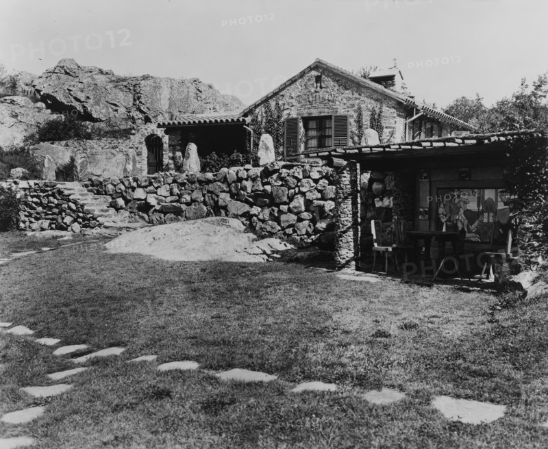 Surprise Valley Farm, Arthur Curtiss James property, Beacon Hill Road, Newport, Rhode Island, 1917 Creator: Frances Benjamin Johnston.
