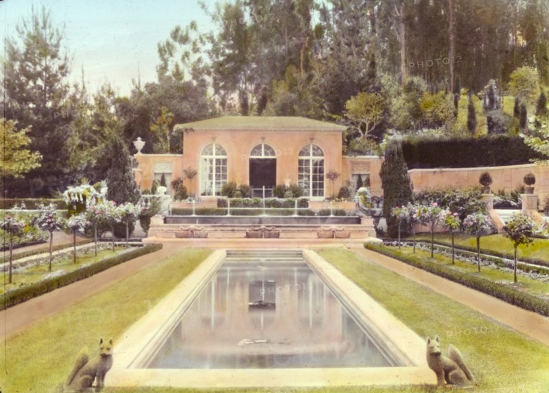 Villa Rose, Joseph Donahoe Grant house, 2260 Redington Road, Hillsborough, California, 1917. Creator: Frances Benjamin Johnston.