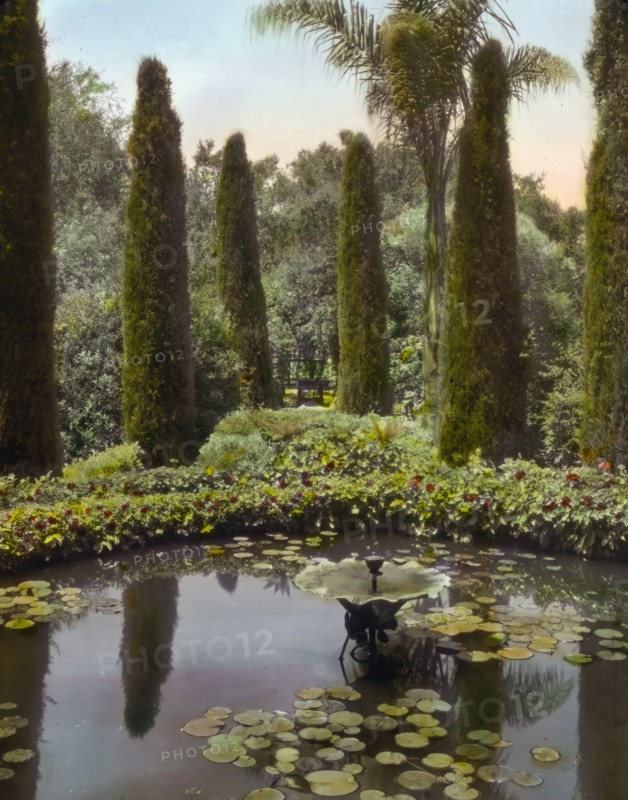 Glendessary, Robert Cameron Rogers house, Glendessary Lane, Santa Barbara, California, 1917. Creator: Frances Benjamin Johnston.