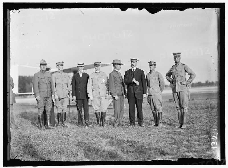 Wright Bros. Flight, between 1909 and 1912. Creator: Harris & Ewing.