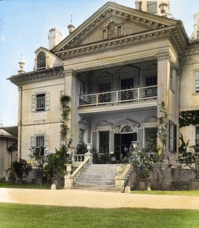 Hampton, John Ridgely house, Hampton Lane, Towson, Maryland, c1915. Creator: Frances Benjamin Johnston.